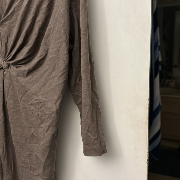 NWOT Eddie Bauer 3/4 sleeve top - Picture 4 of 6